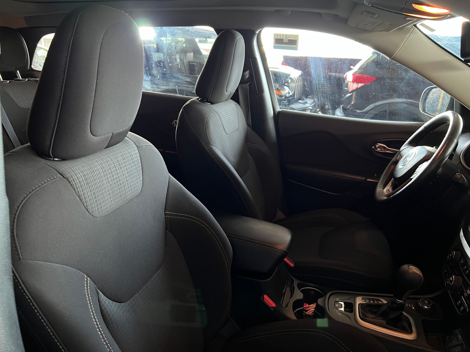 Thumbnail: 2016 Jeep Cherokee - 2