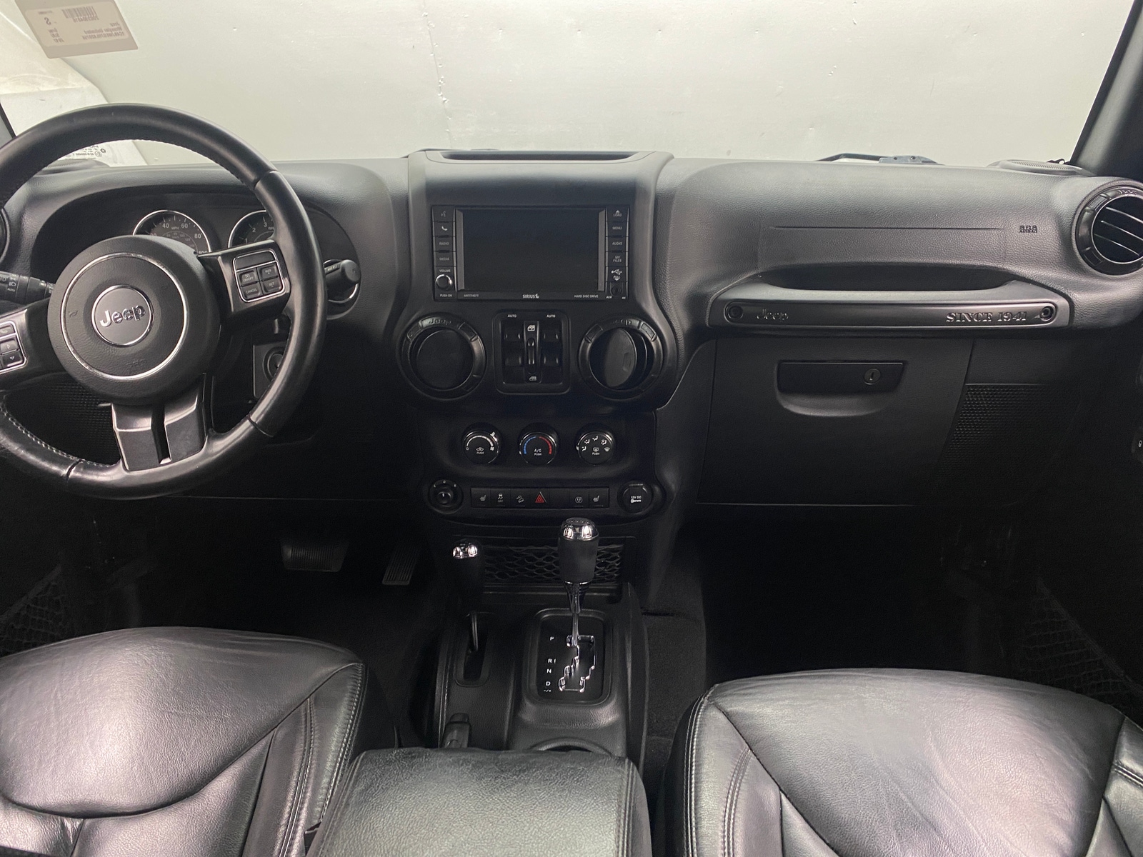 Thumbnail: 2017 Jeep Wrangler - 3
