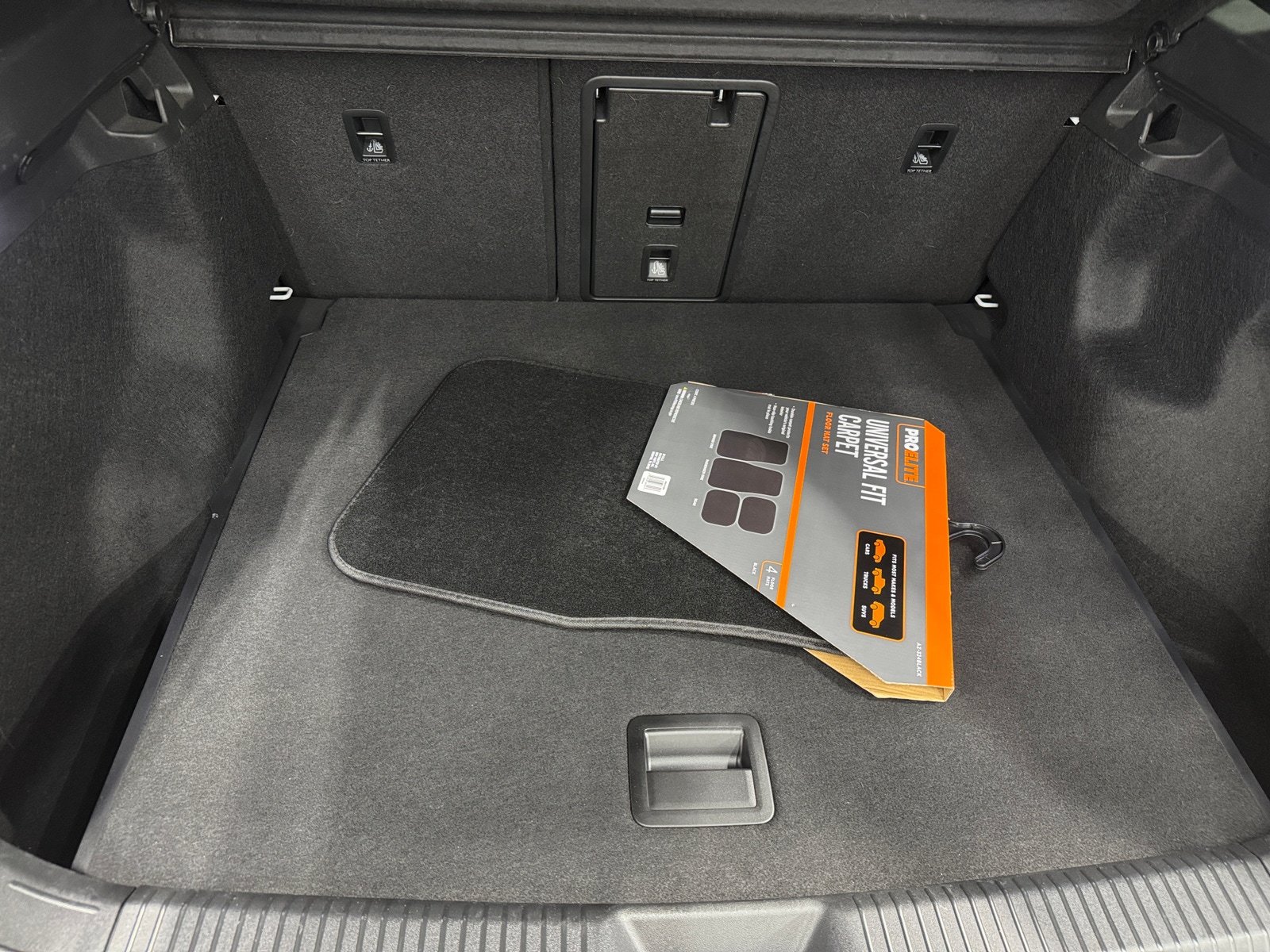 Thumbnail: 2023 Volkswagen ID.4 - 6