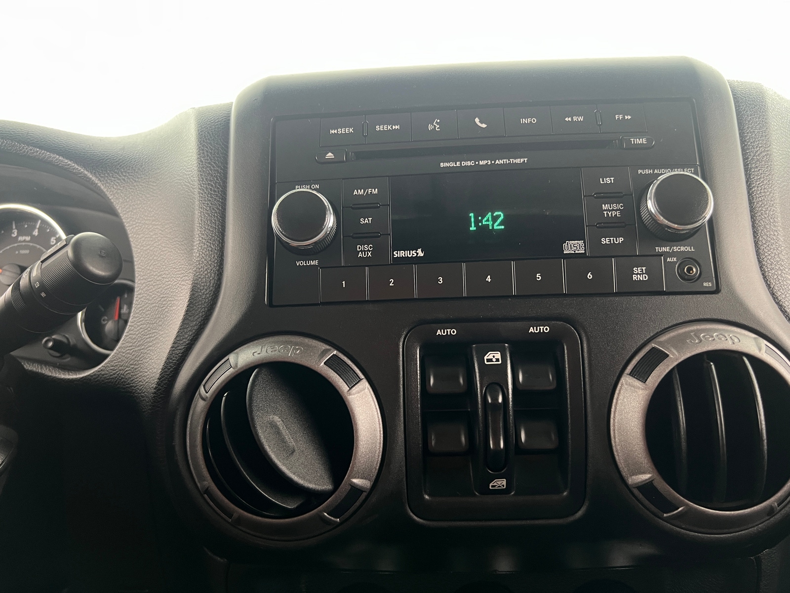Thumbnail: 2015 Jeep Wrangler - 4