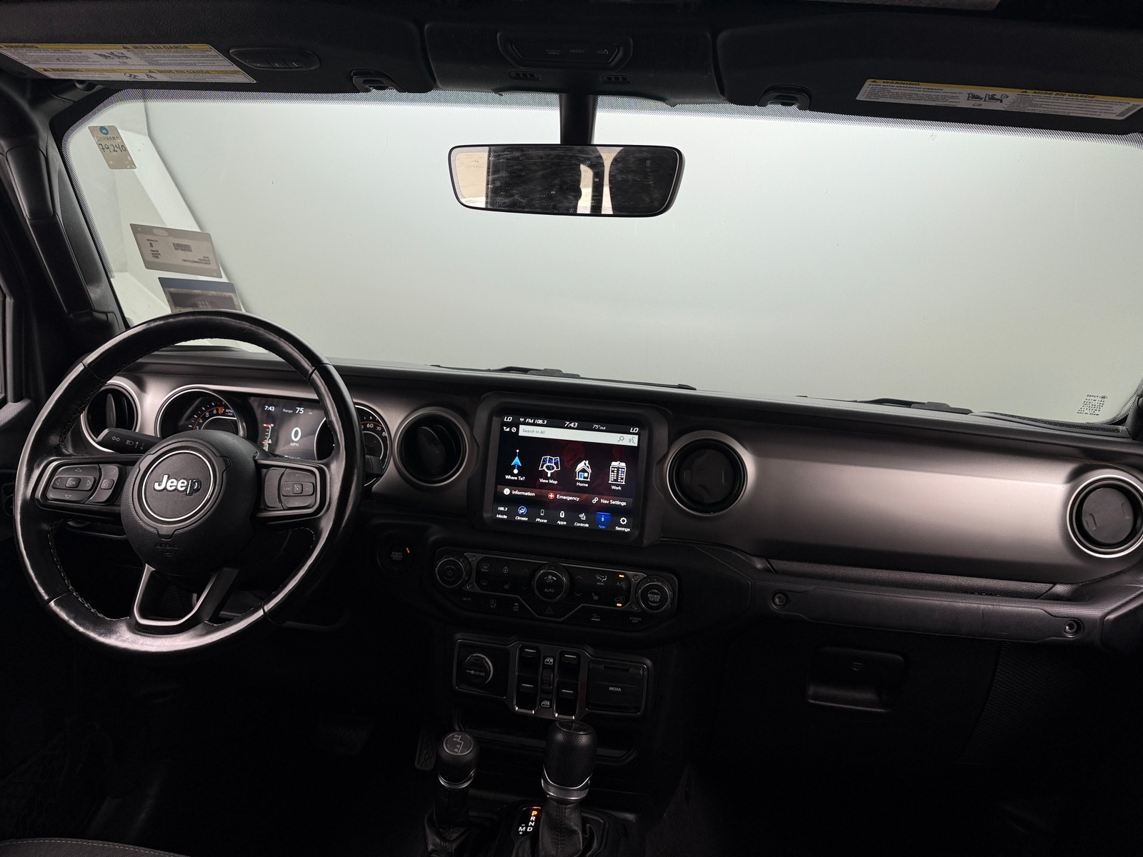 Thumbnail: 2021 Jeep Gladiator - 3
