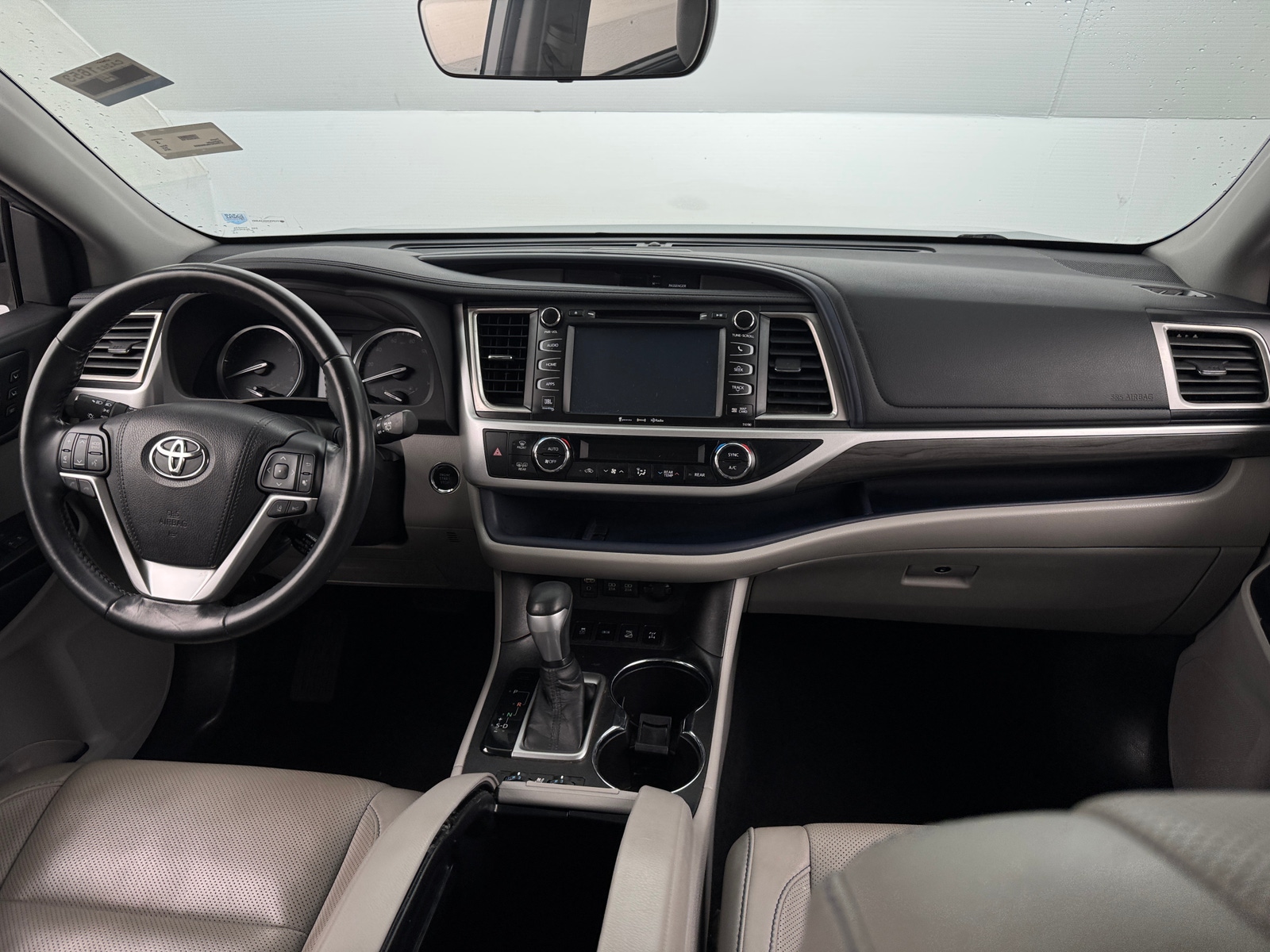 Thumbnail: 2018 Toyota Highlander - 2