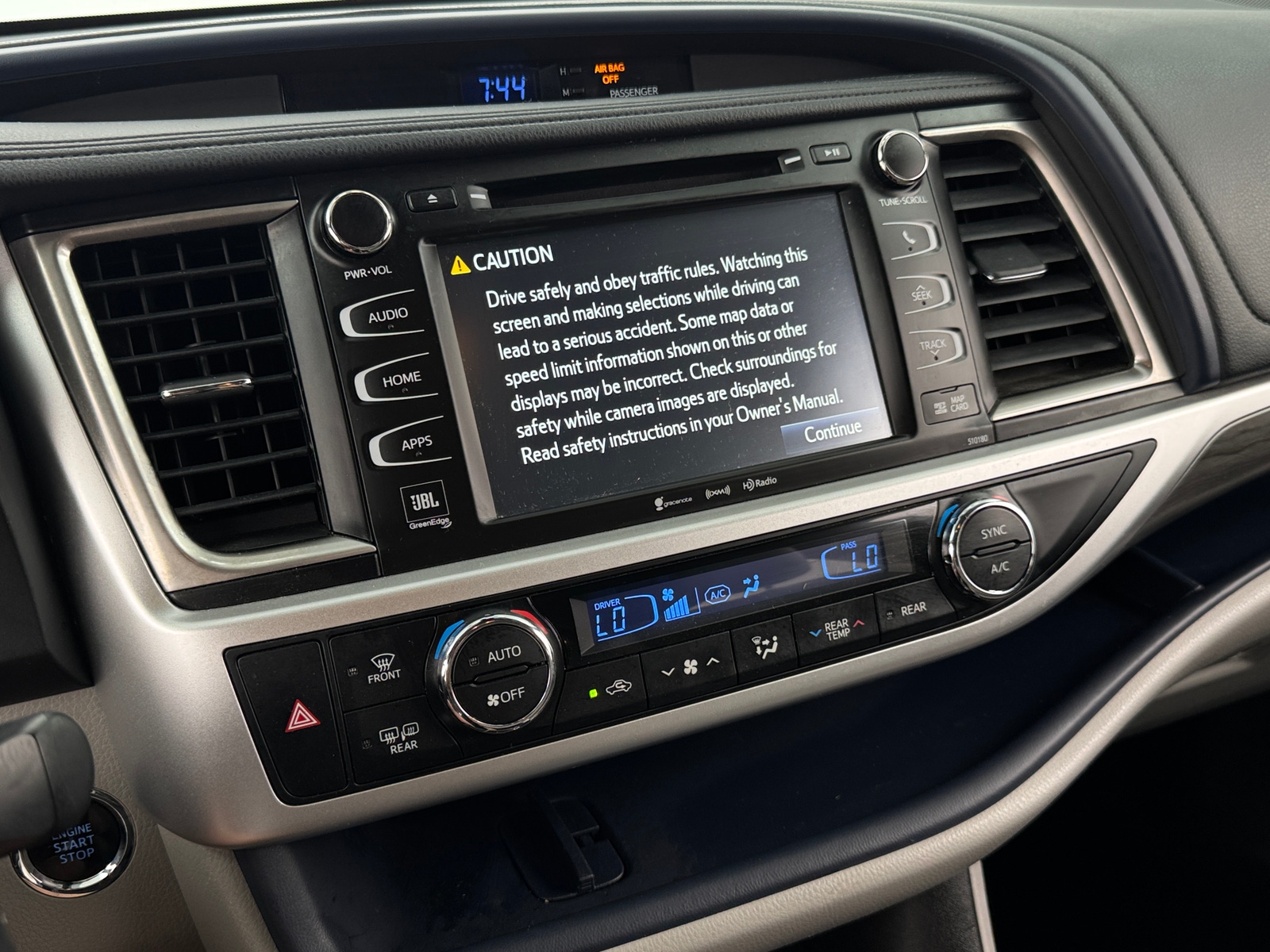 Thumbnail: 2018 Toyota Highlander - 3