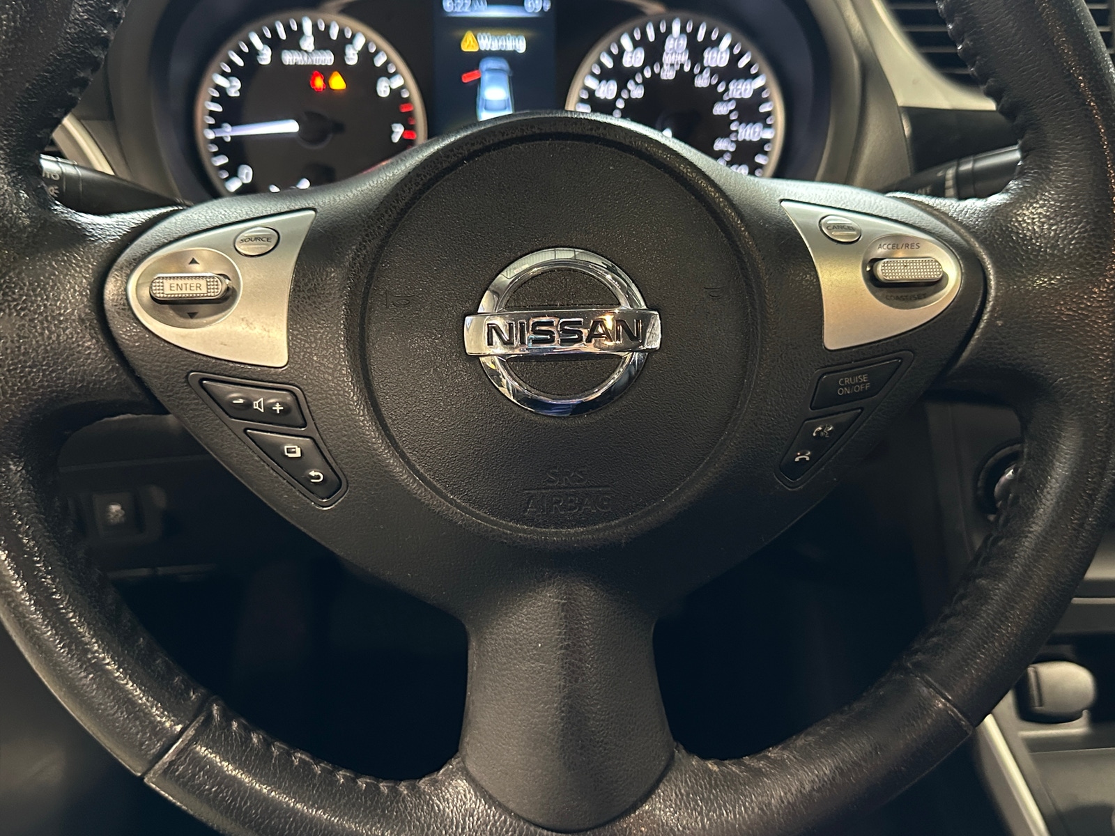 Thumbnail: 2016 Nissan Sentra - 5