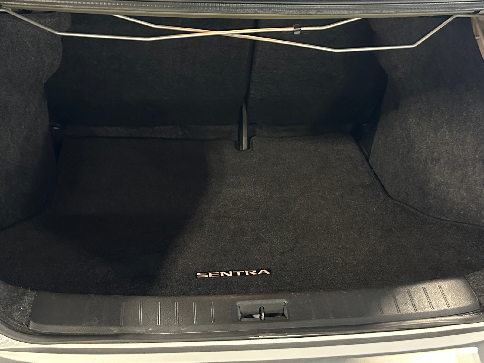 Thumbnail: 2016 Nissan Sentra - 7