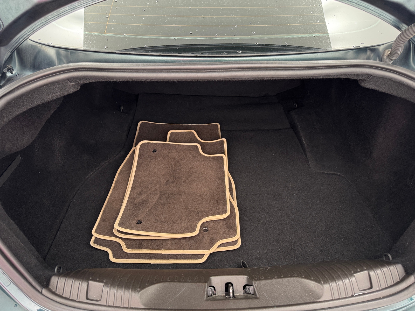 Thumbnail: 2012 Jaguar XF - 6