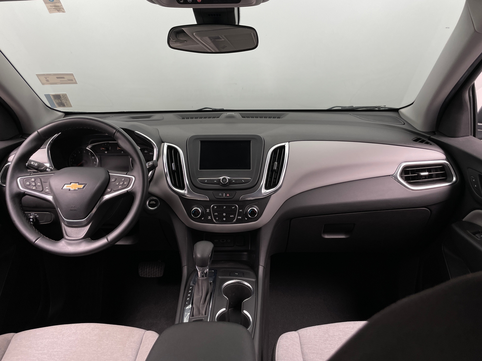 Thumbnail: 2023 Chevrolet Equinox - 3