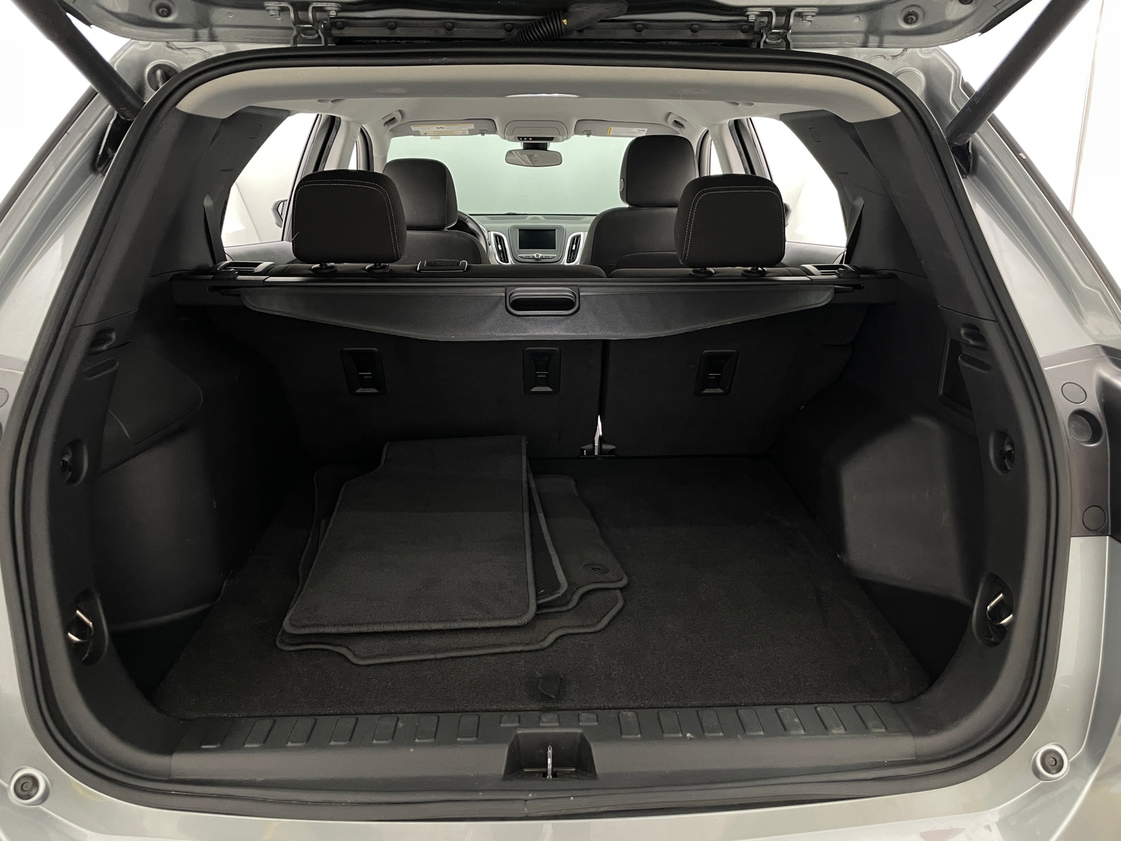 Thumbnail: 2023 Chevrolet Equinox - 7