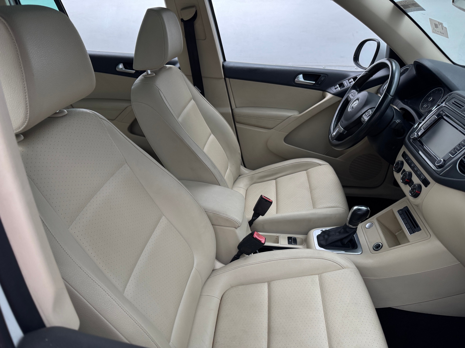 Thumbnail: 2015 Volkswagen Tiguan - 2