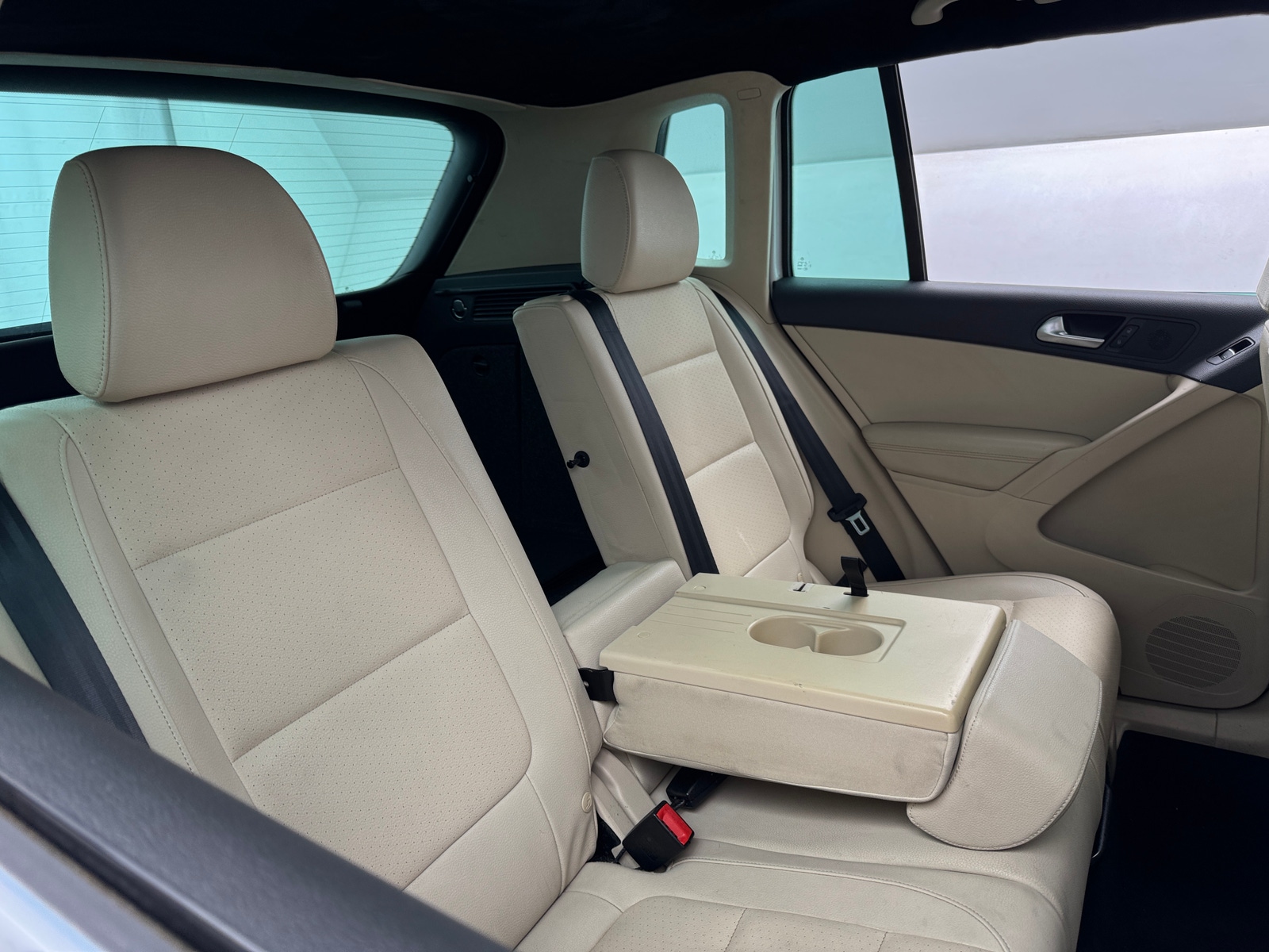 Thumbnail: 2015 Volkswagen Tiguan - 6