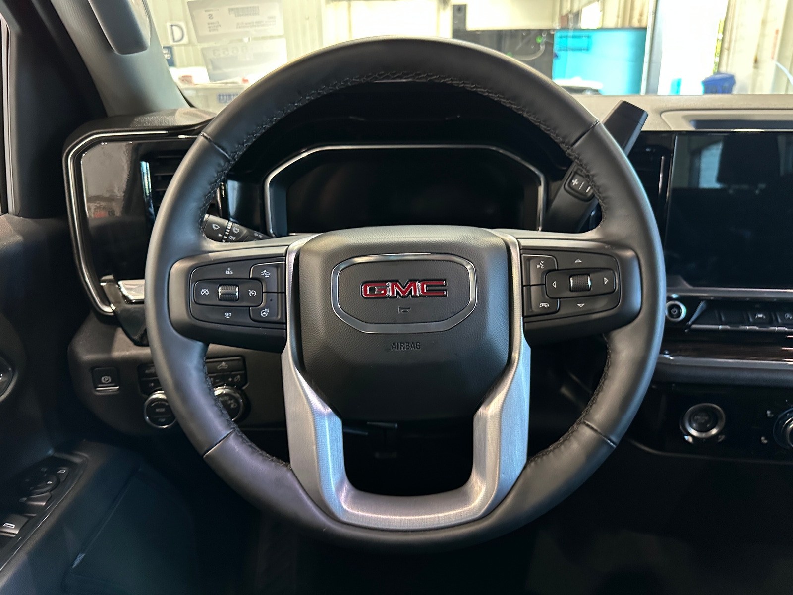 Thumbnail: 2024 GMC Sierra 1500 - 5