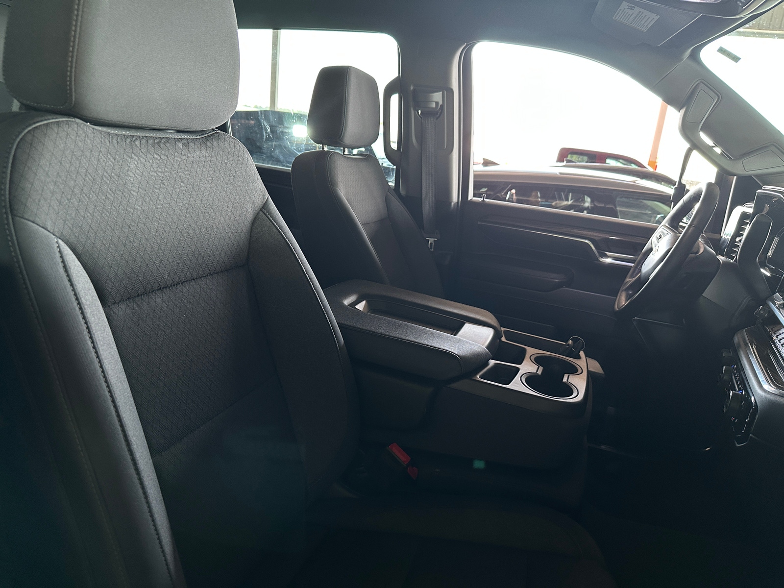 Thumbnail: 2024 Chevrolet Silverado 2500 - 2