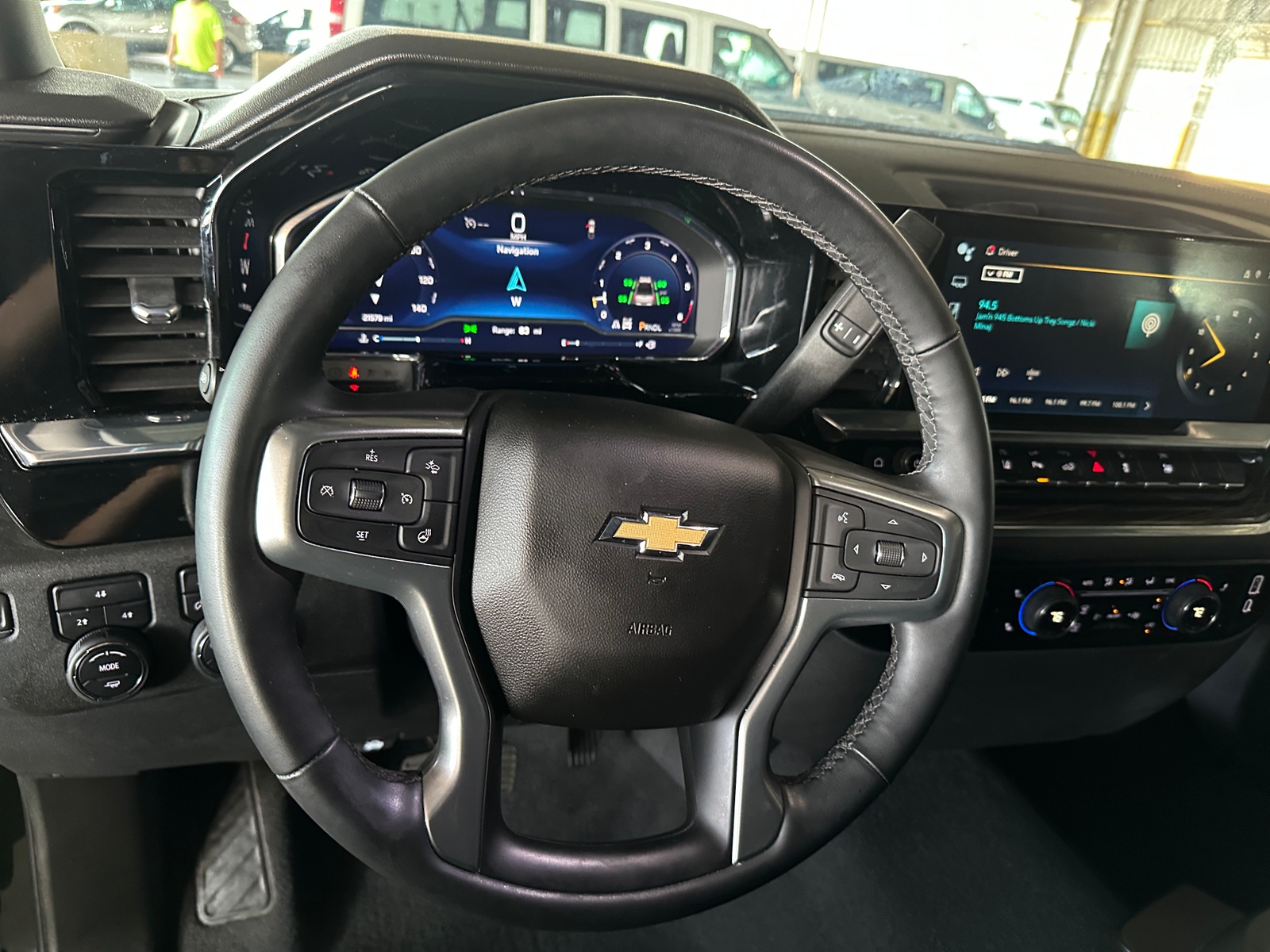 Thumbnail: 2024 Chevrolet Silverado 2500 - 5