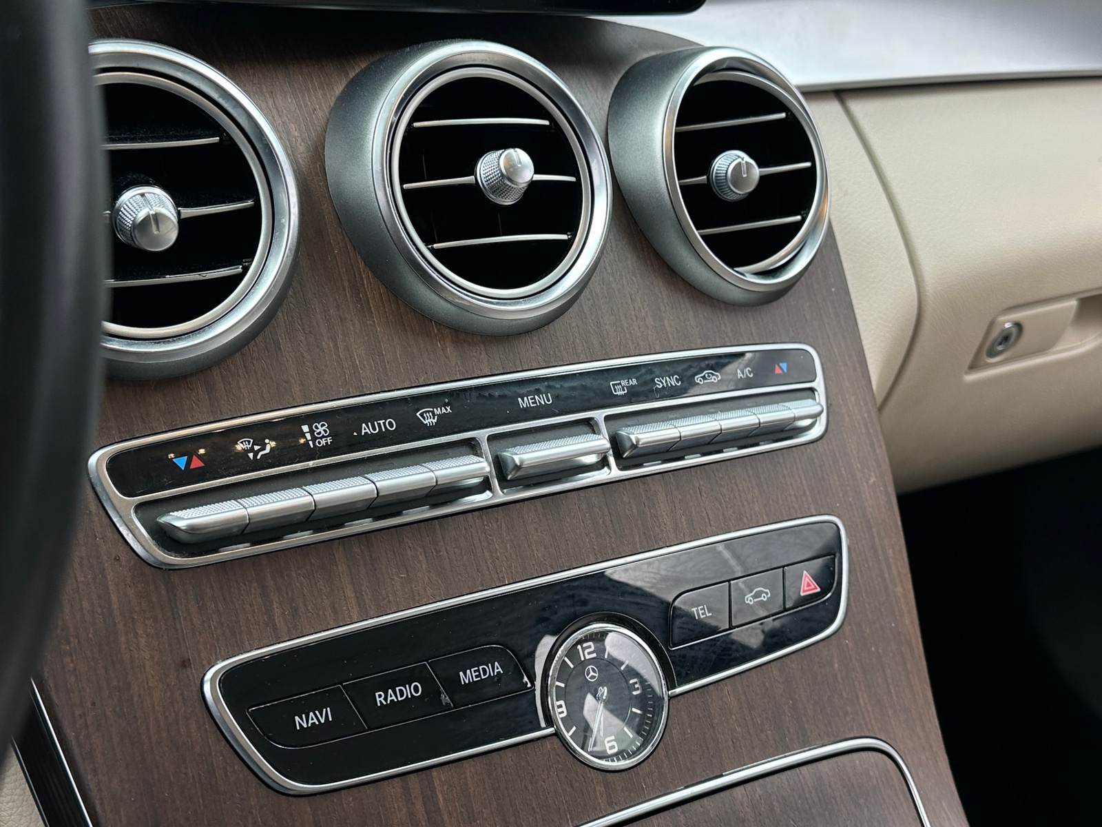 Thumbnail: 2019 Mercedes-Benz C-Class - 3