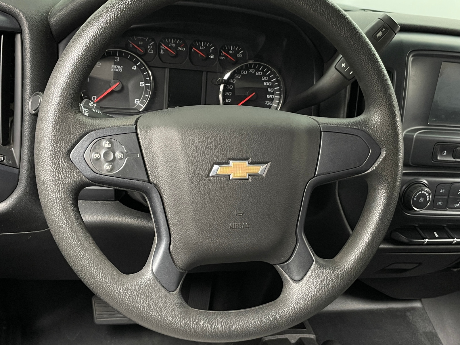Thumbnail: 2017 Chevrolet Silverado 2500 - 5