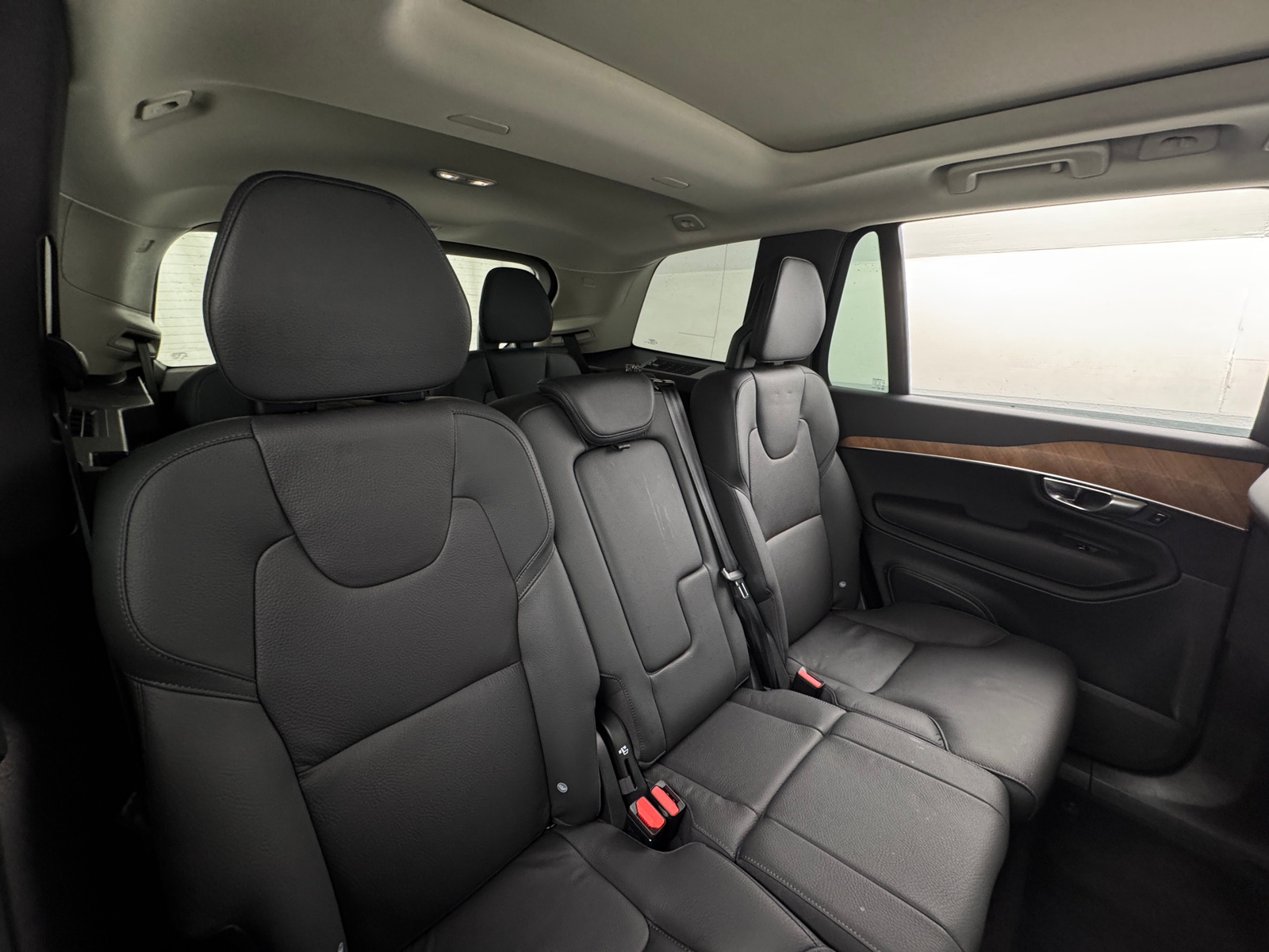 Thumbnail: 2025 Volvo XC90 - 5