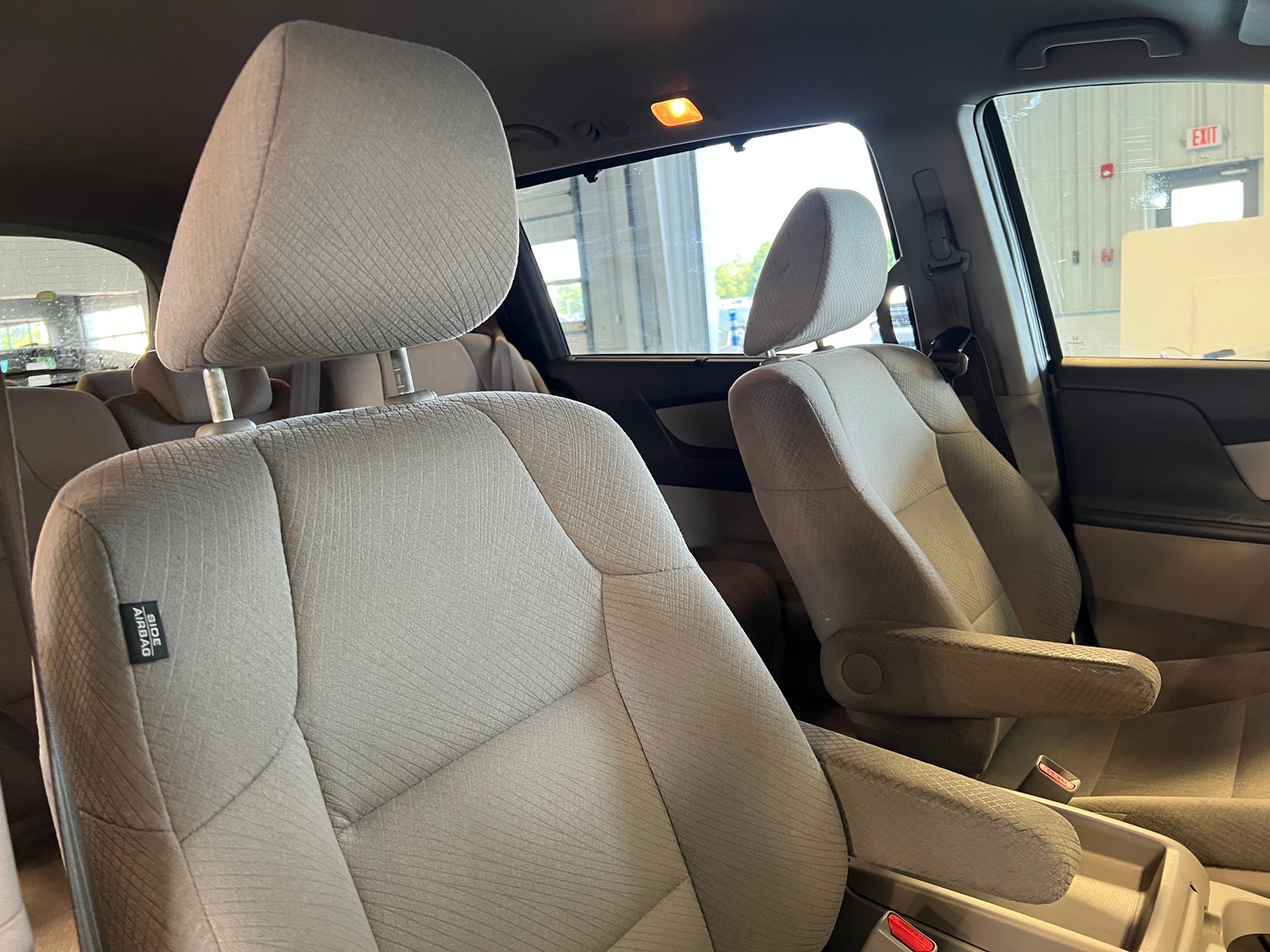 Thumbnail: 2015 Honda Odyssey - 2