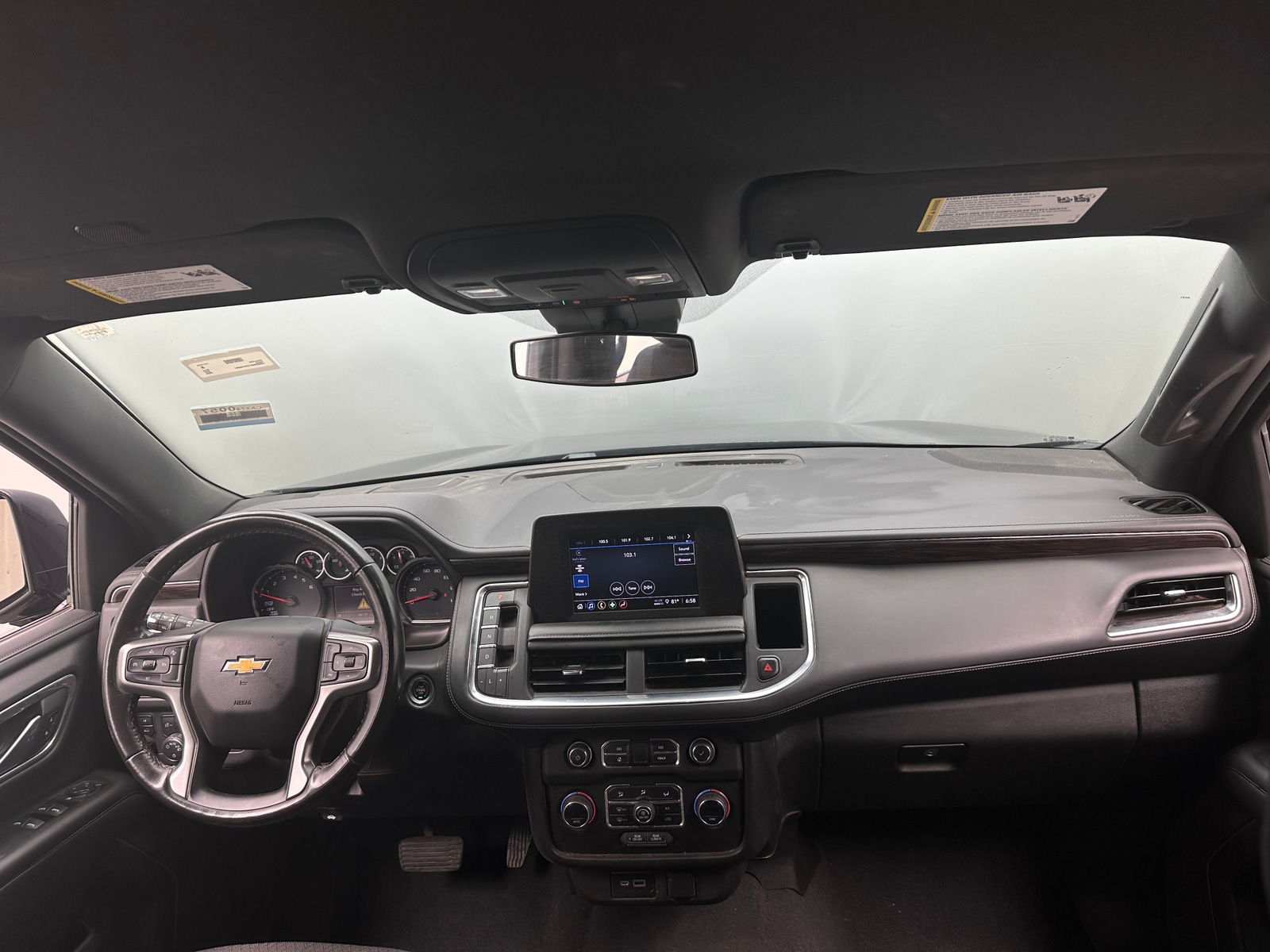 Thumbnail: 2023 Chevrolet Tahoe - 3