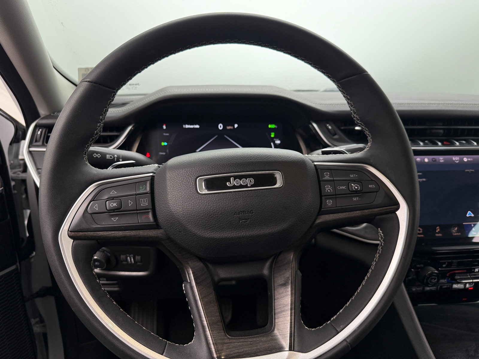 Thumbnail: 2023 Jeep Grand Cherokee - 4