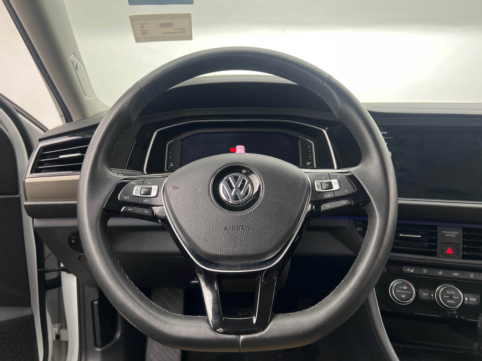Thumbnail: 2020 Volkswagen Jetta - 4