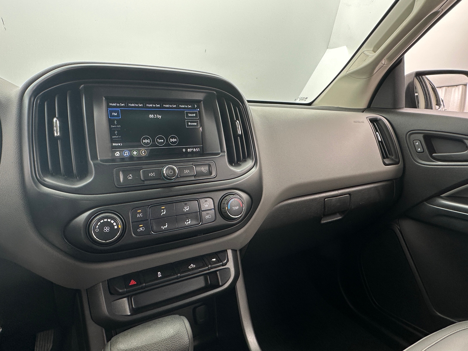Thumbnail: 2019 Chevrolet Colorado - 4