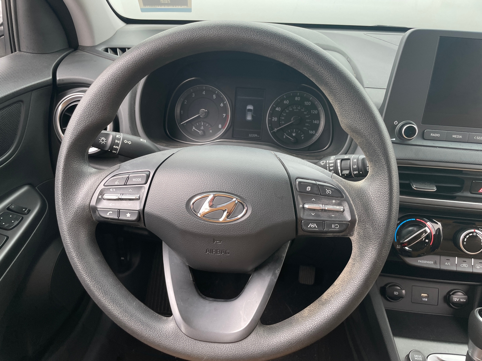 Thumbnail: 2022 Hyundai Kona - 5