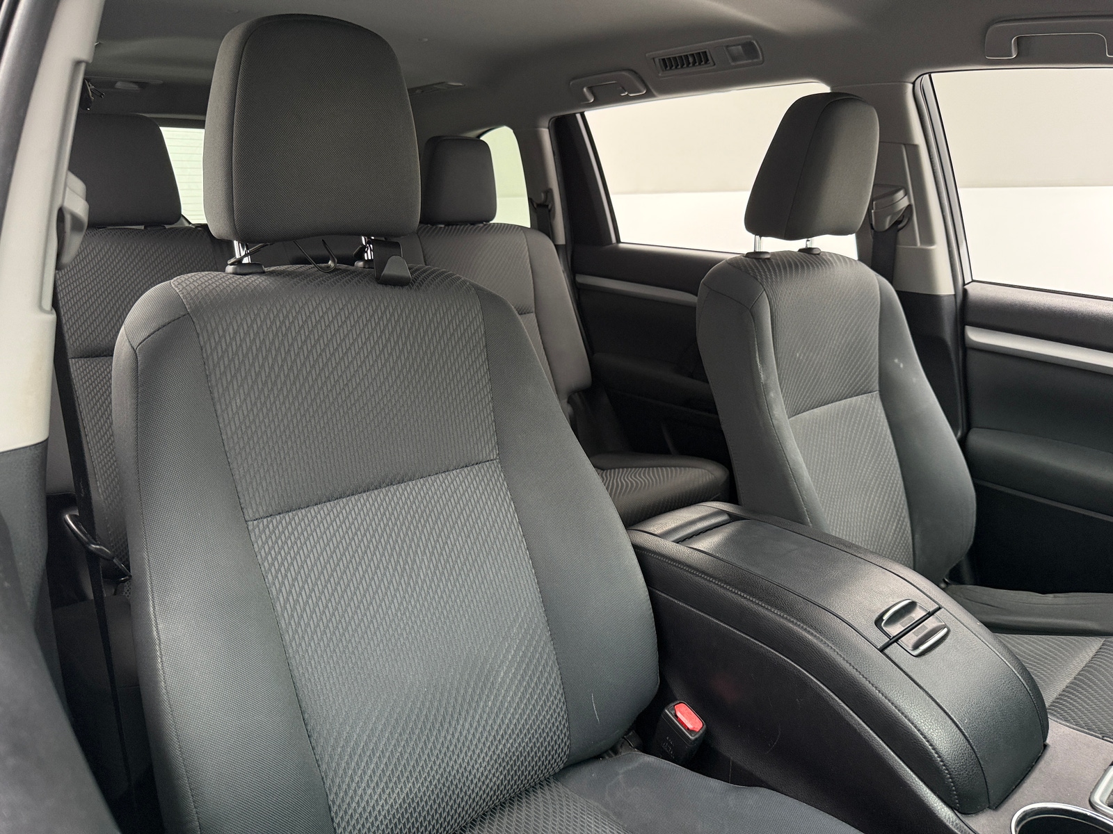 Thumbnail: 2019 Toyota Highlander - 2