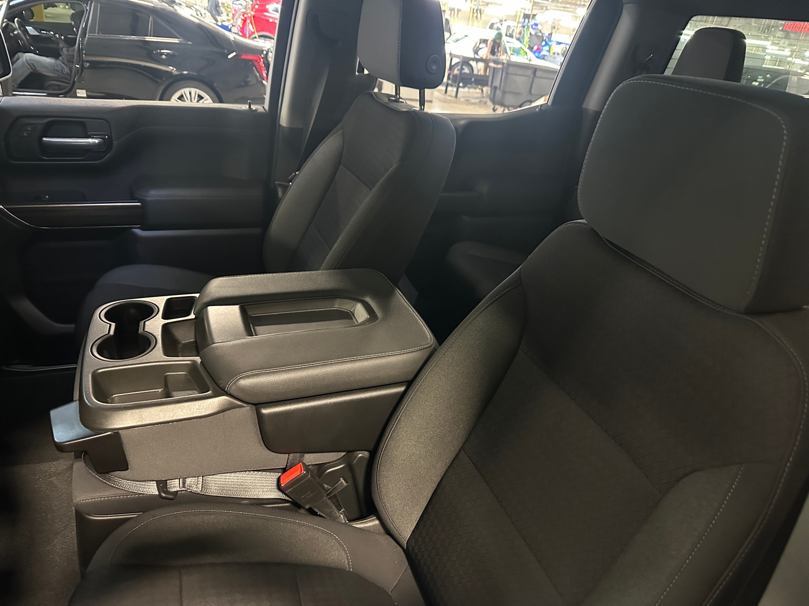 Thumbnail: 2021 Chevrolet Silverado 1500 - 2