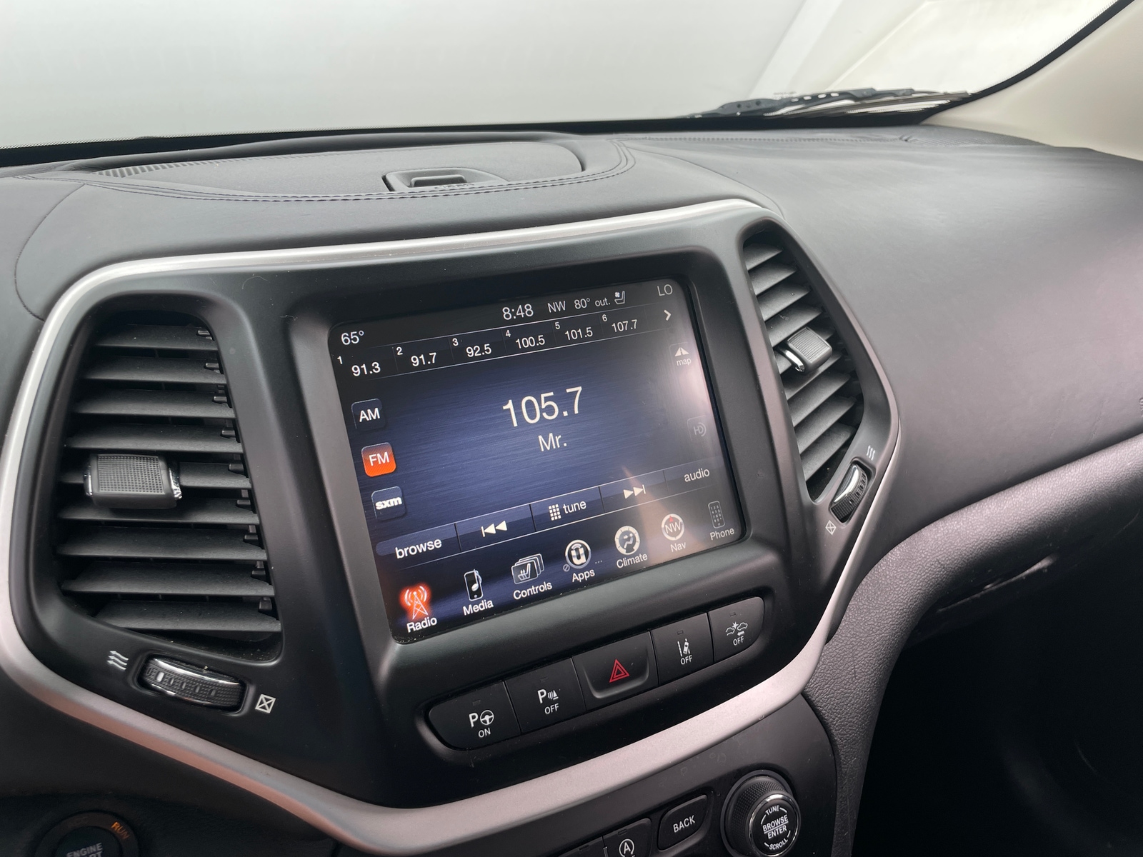 Thumbnail: 2018 Jeep Cherokee - 3