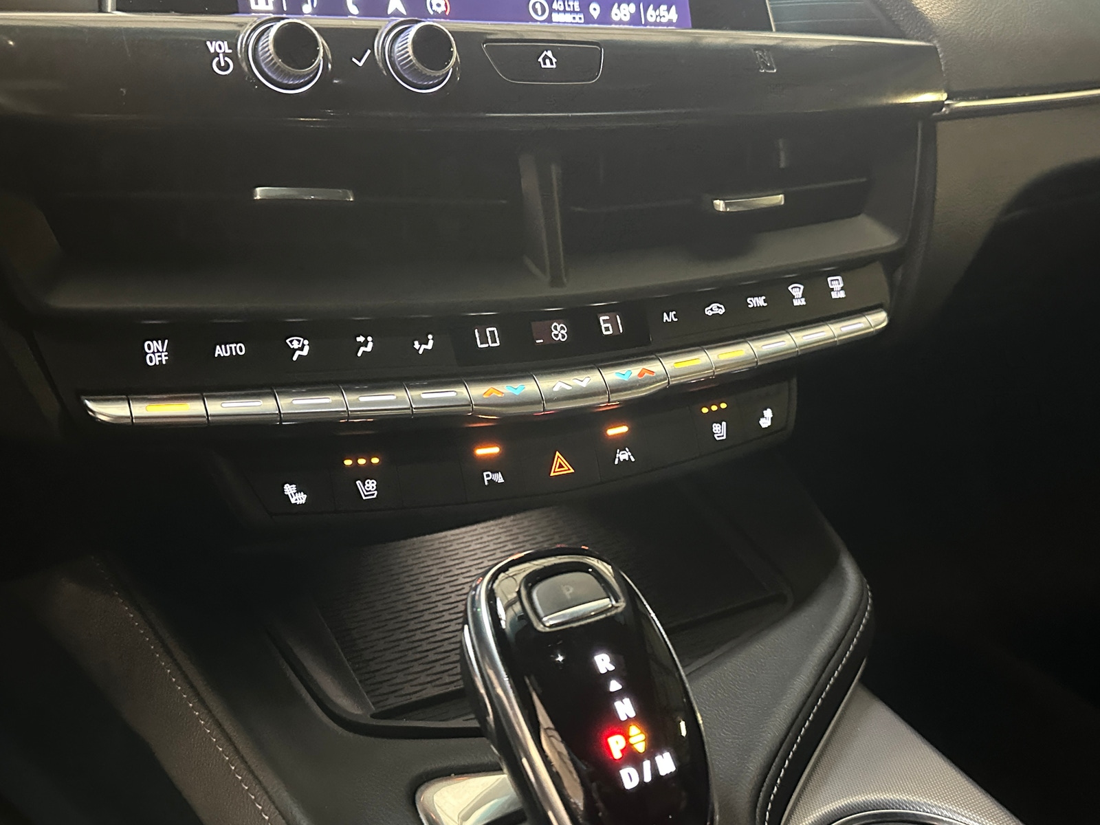 Thumbnail: 2021 Cadillac CT4 - 3