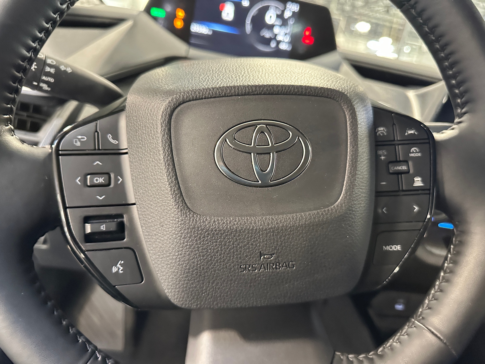 Thumbnail: 2023 Toyota Prius - 4