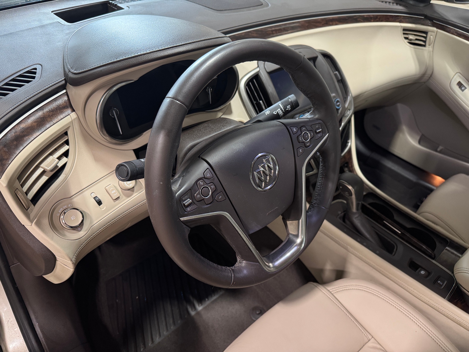 Thumbnail: 2016 Buick LaCrosse - 2
