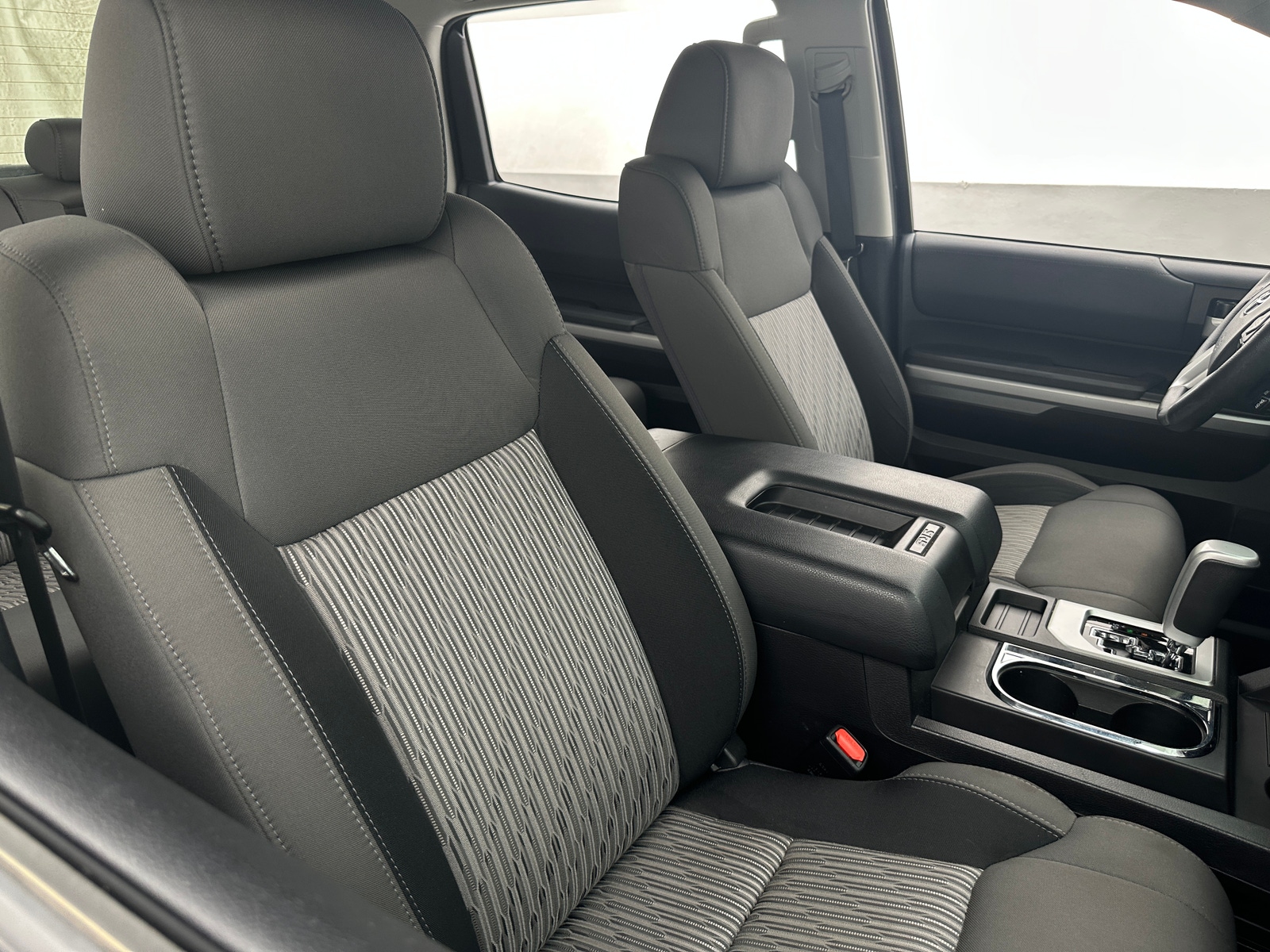 Thumbnail: 2015 Toyota Tundra - 2