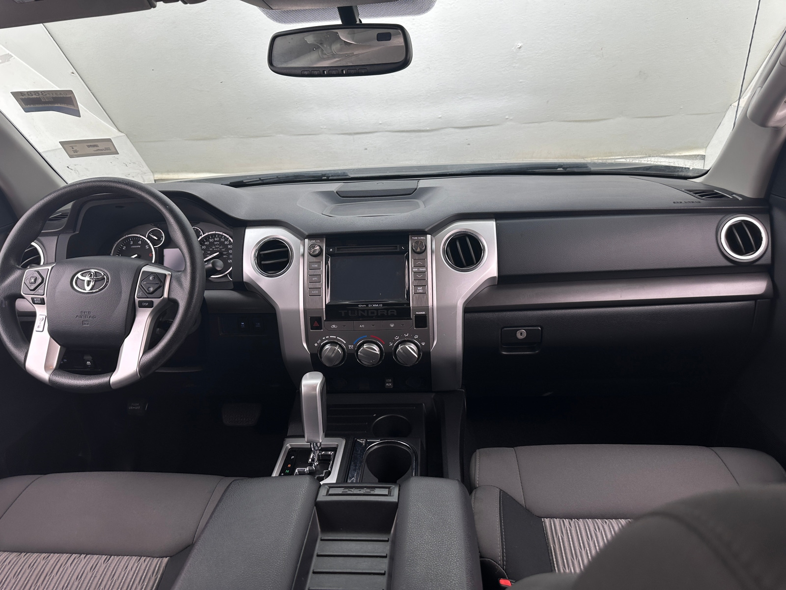 Thumbnail: 2015 Toyota Tundra - 3