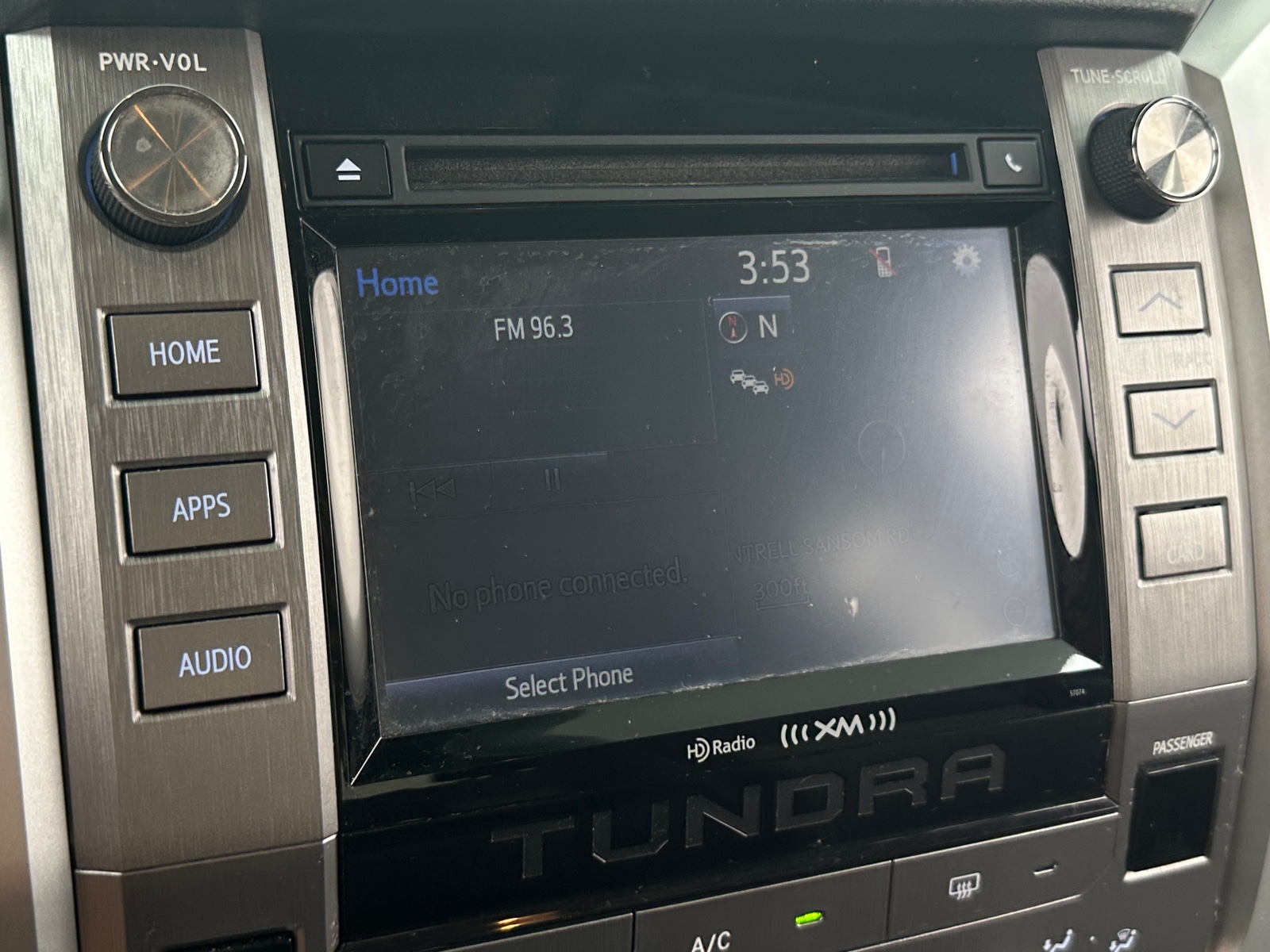 Thumbnail: 2015 Toyota Tundra - 4