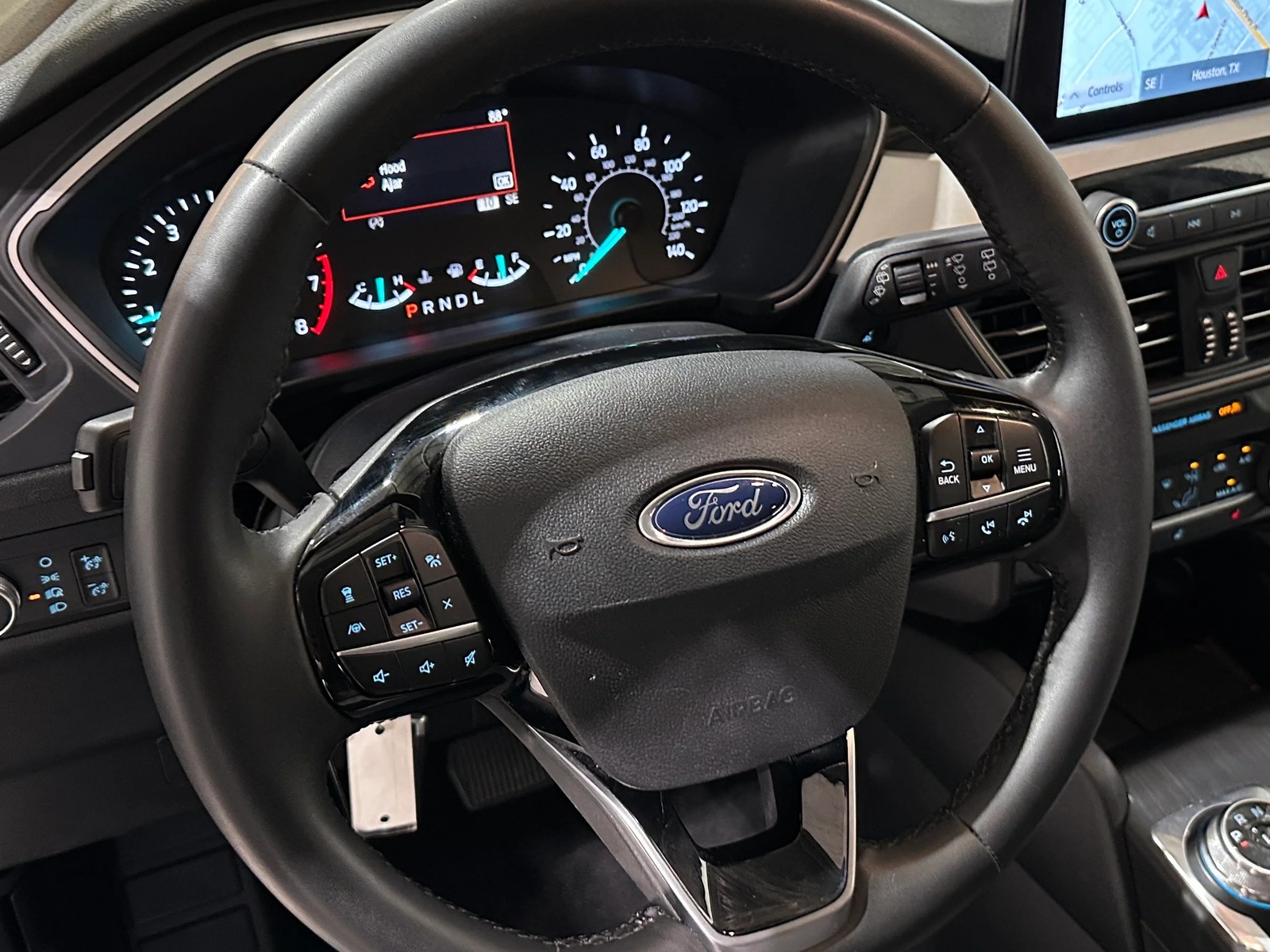 Thumbnail: 2022 Ford Escape - 5
