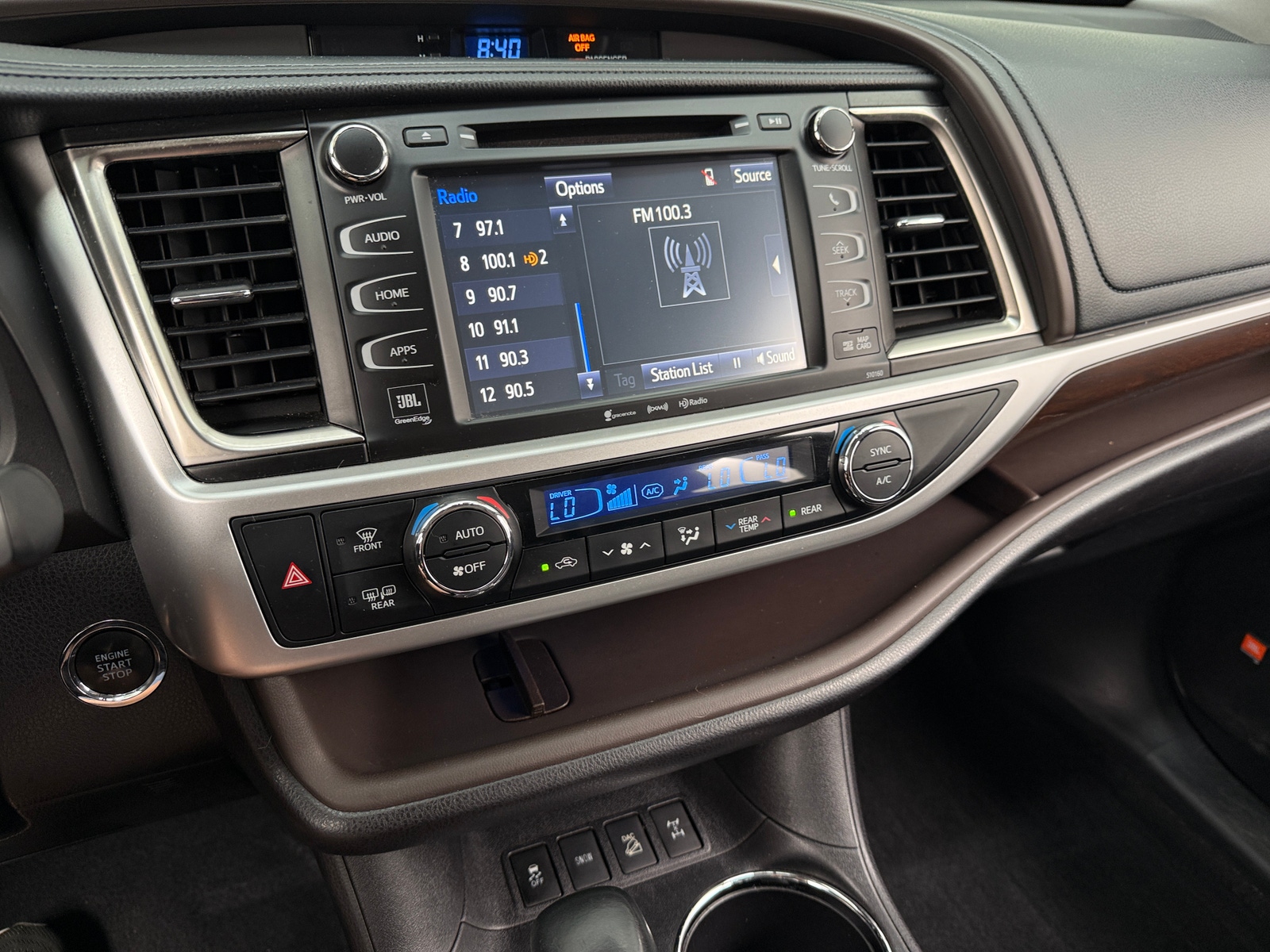 Thumbnail: 2016 Toyota Highlander - 3