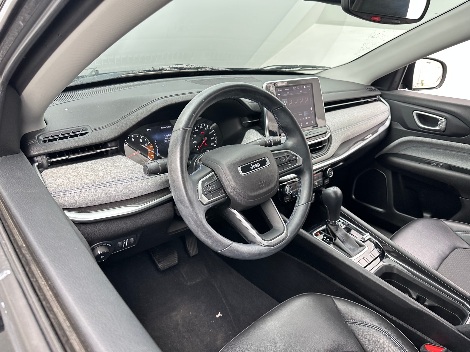 Thumbnail: 2022 Jeep Compass - 3