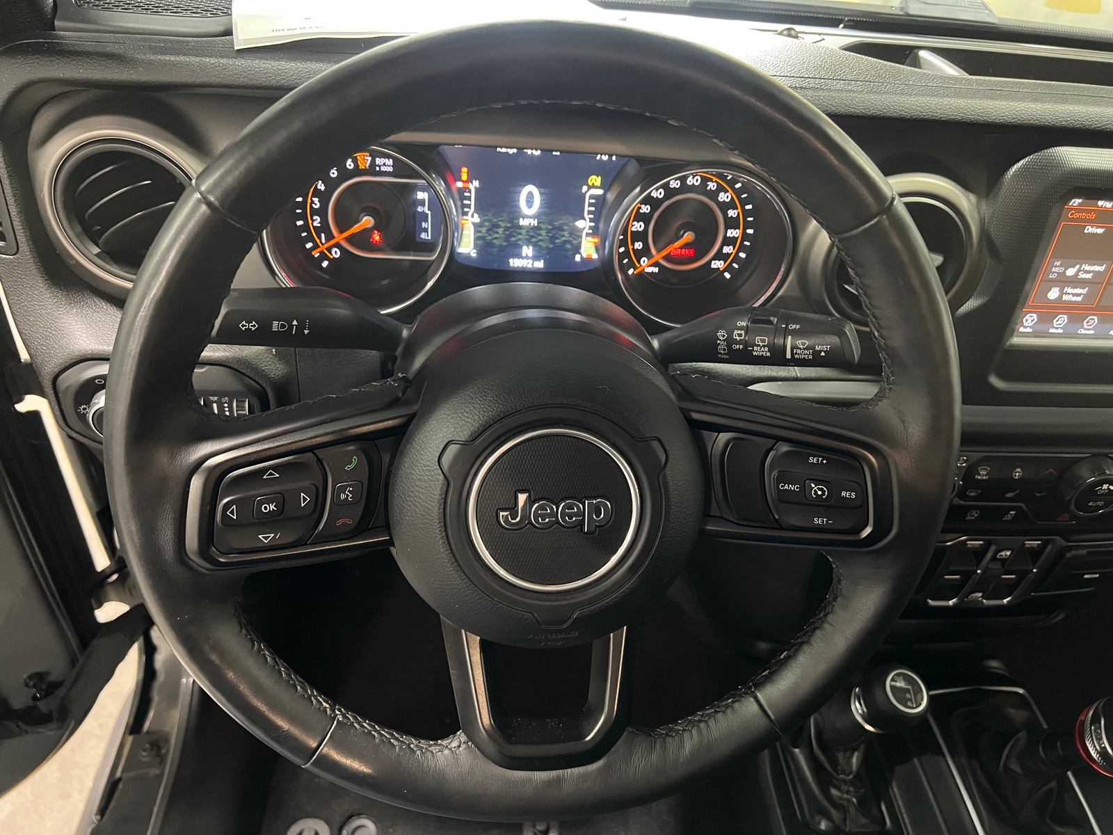 Thumbnail: 2019 Jeep Wrangler - 5