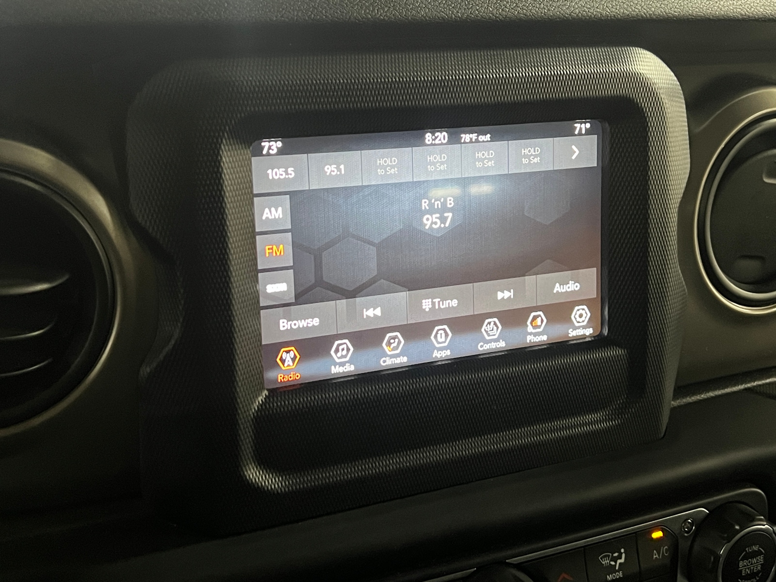 Thumbnail: 2019 Jeep Wrangler - 4