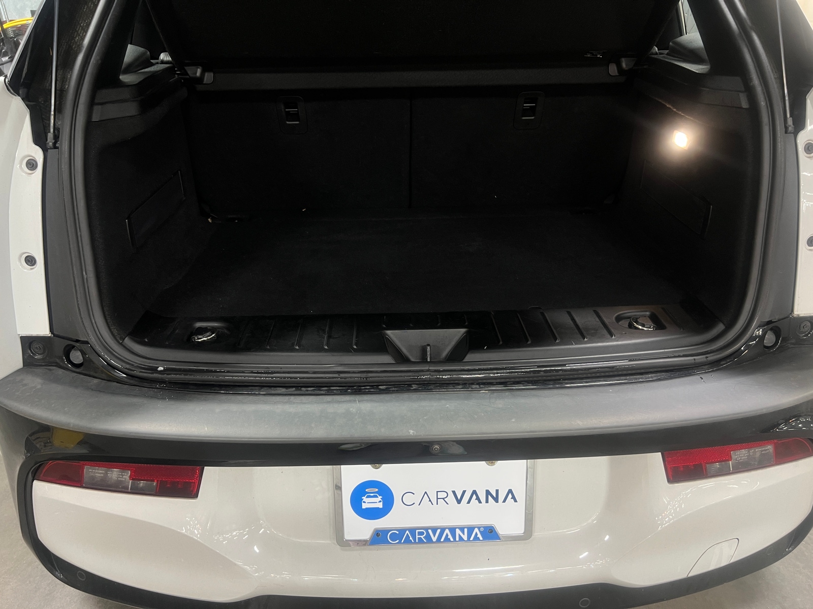 Thumbnail: 2018 BMW i3 - 6