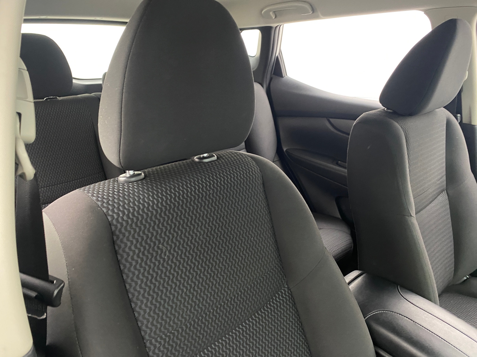 Thumbnail: 2019 Nissan Rogue Sport - 2