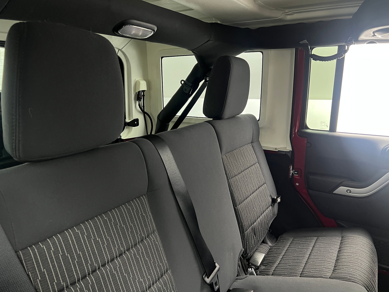 Thumbnail: 2012 Jeep Wrangler - 6
