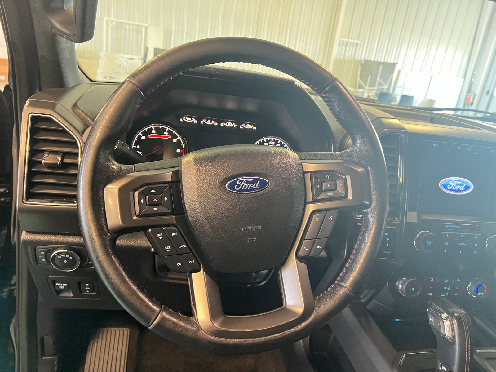 Thumbnail: 2020 Ford Econoline - 5