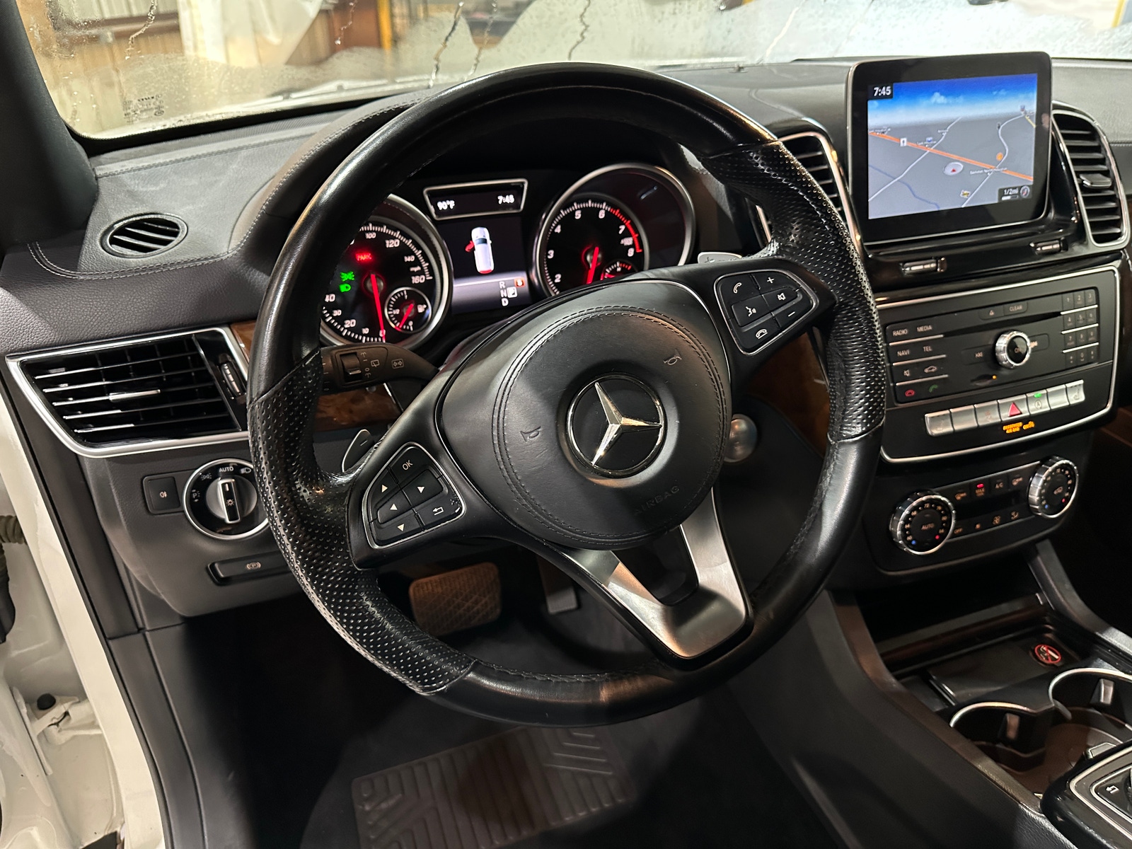 Thumbnail: 2018 Mercedes-Benz GLS - 4