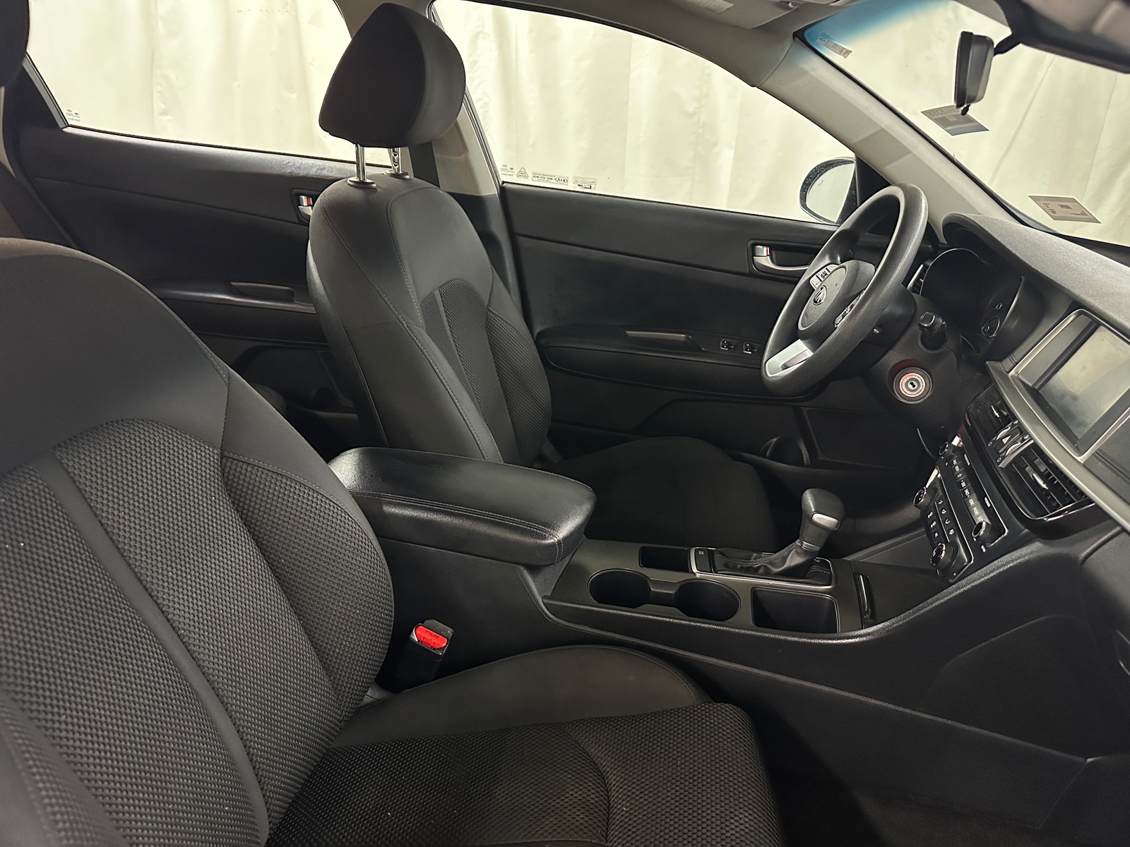 Thumbnail: 2019 Kia Optima - 2
