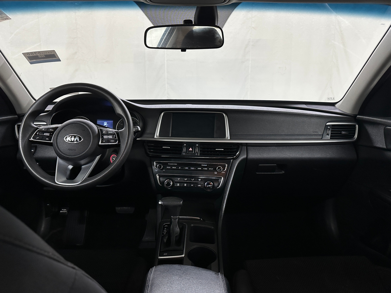 Thumbnail: 2019 Kia Optima - 3