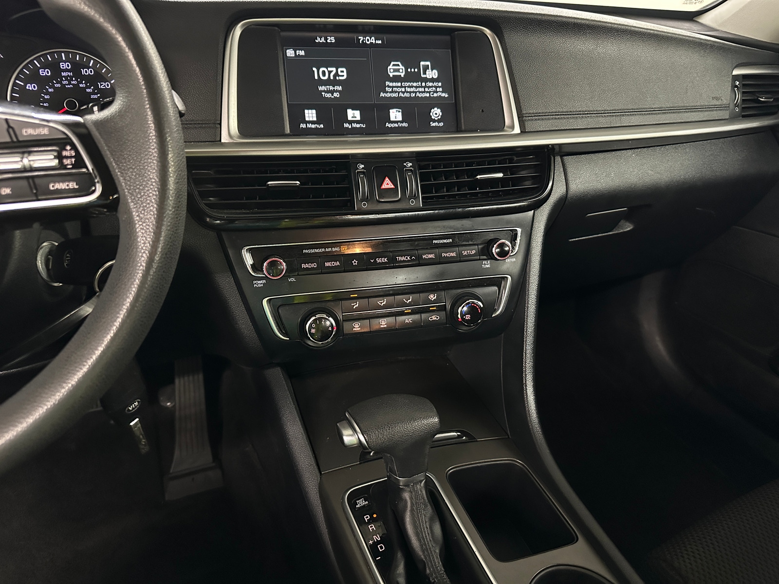 Thumbnail: 2019 Kia Optima - 4