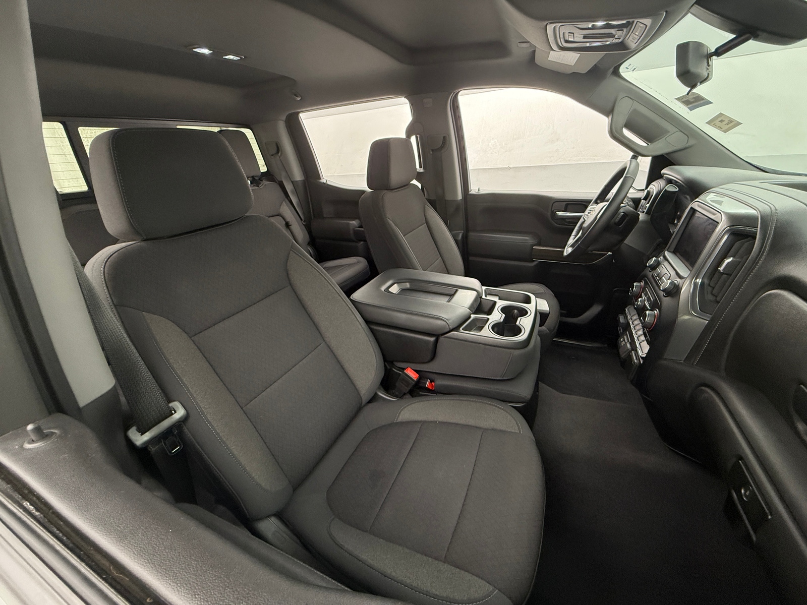Thumbnail: 2020 Chevrolet Silverado 1500 - 2