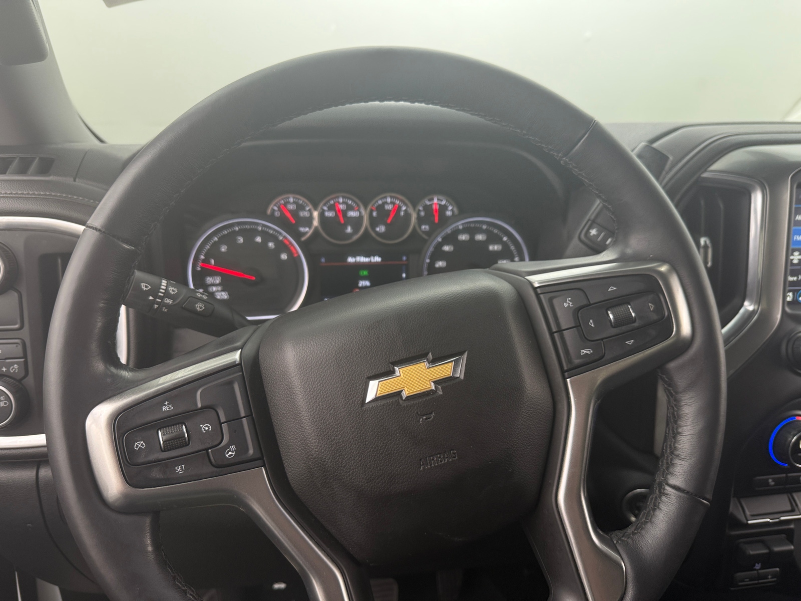 Thumbnail: 2020 Chevrolet Silverado 1500 - 5